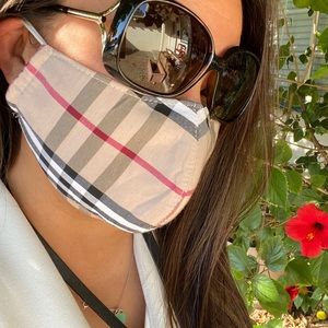 Meet your Posher, Louise